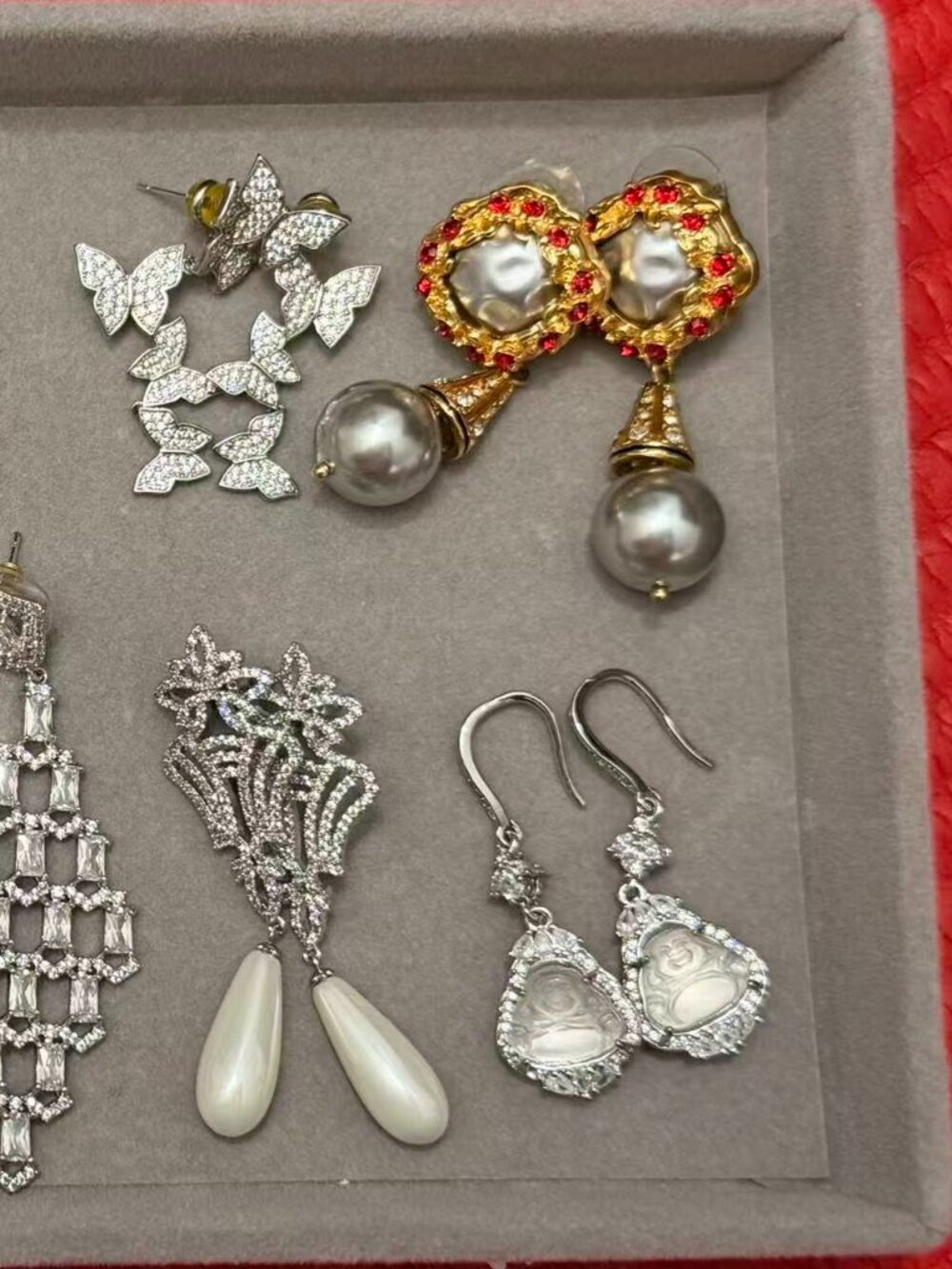 earring - Picture 9 of 9